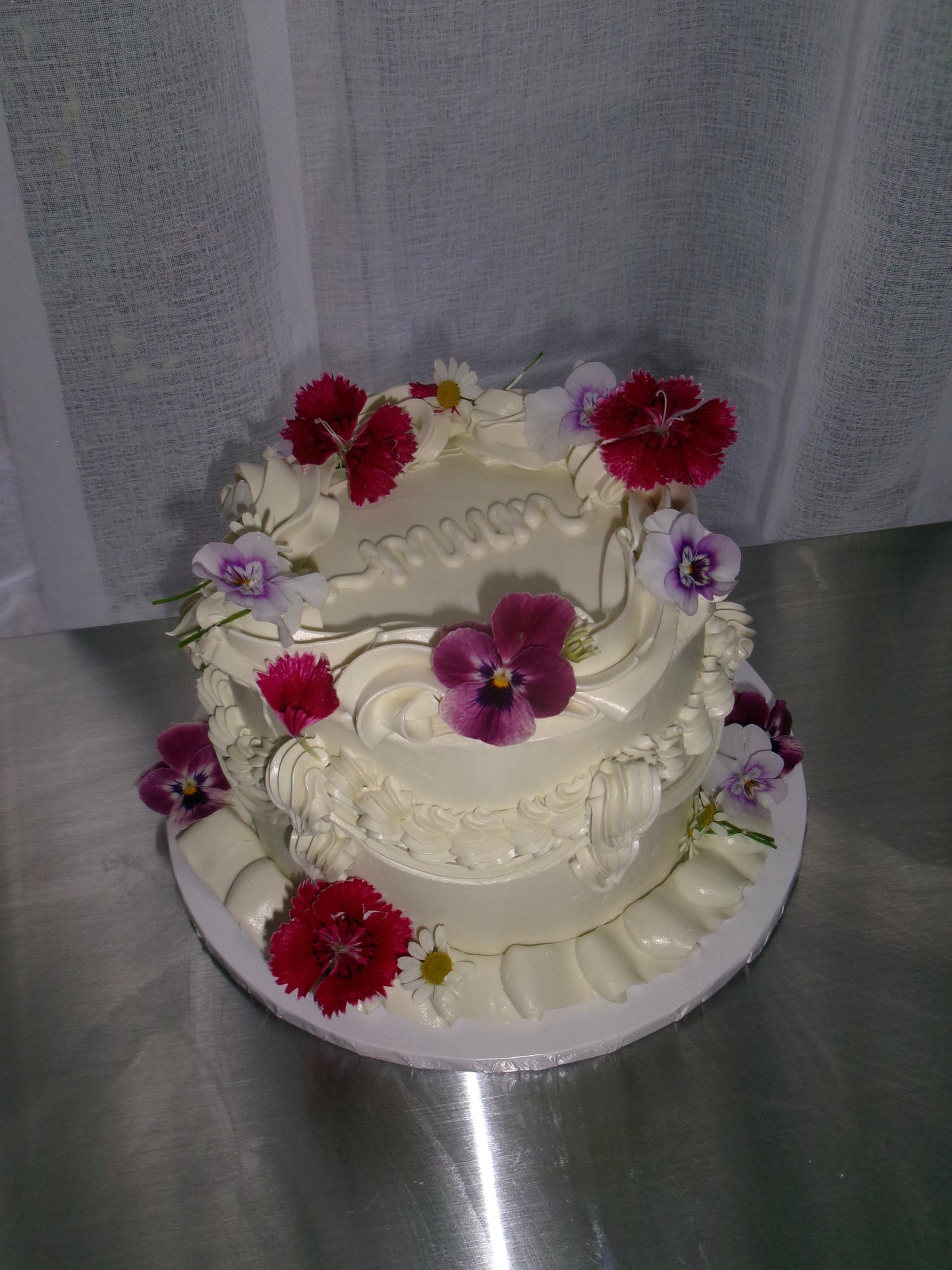 Mother’s Day Limited Edition Cake 🤍